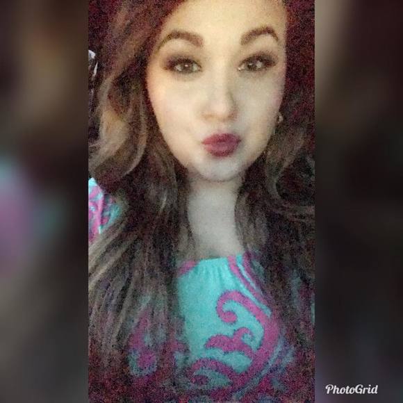 Meet your Posher, Alex - Picture 1 of 1